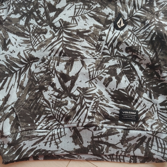 VOLCOM Baby NEW Blue Palm French Terry Hoodie & Shorts Set - Picture 4 of 12